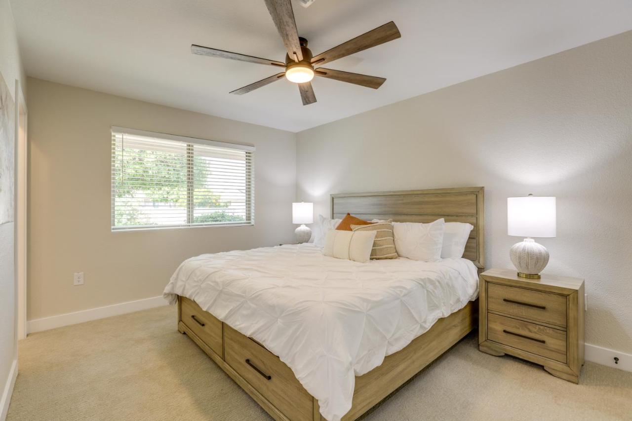 Sun City Retreat With Patio Near Golfing And Hiking! Extérieur photo