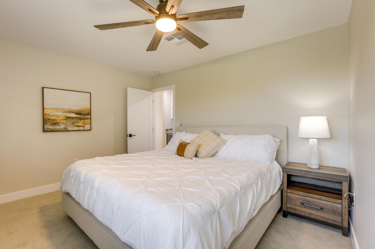 Sun City Retreat With Patio Near Golfing And Hiking! Extérieur photo