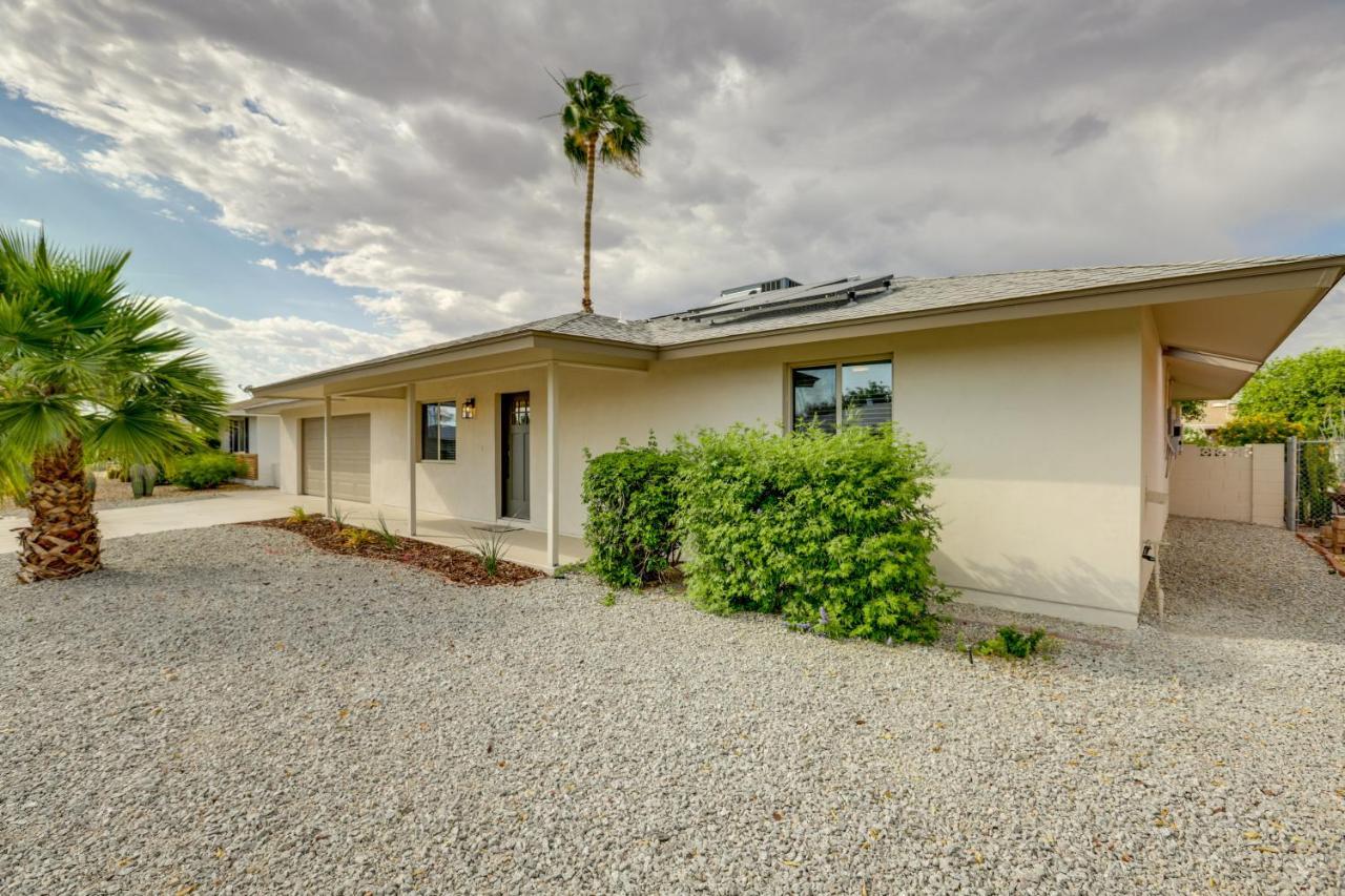 Sun City Retreat With Patio Near Golfing And Hiking! Extérieur photo